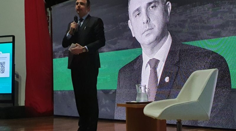 Presidente do Senado diz que Paraná é fonte de bons exemplos para o Brasil